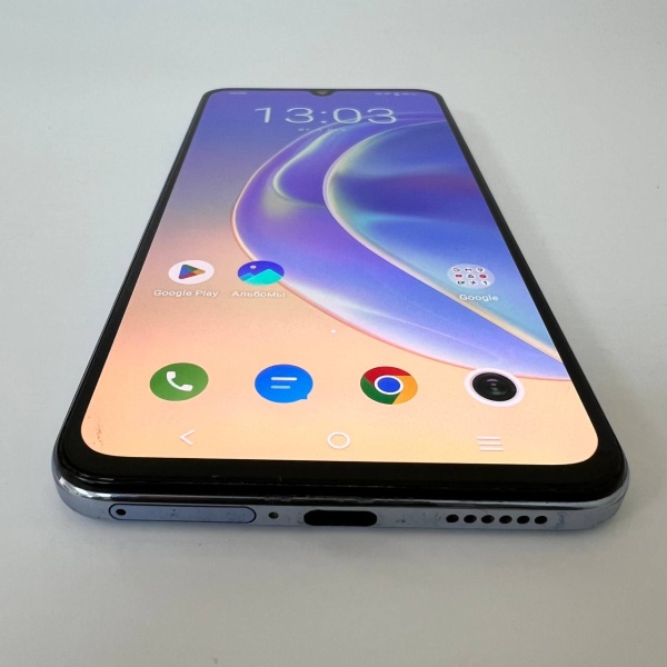 Мобильный телефон Vivo V21 8/256 гб