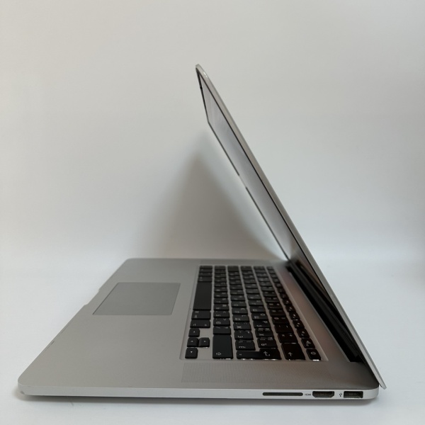 Ноутбук Apple MacBook Pro 15 Retina A1398 15,4"/ Intel Core I7/ 8 Гб/SSD 256 Гб