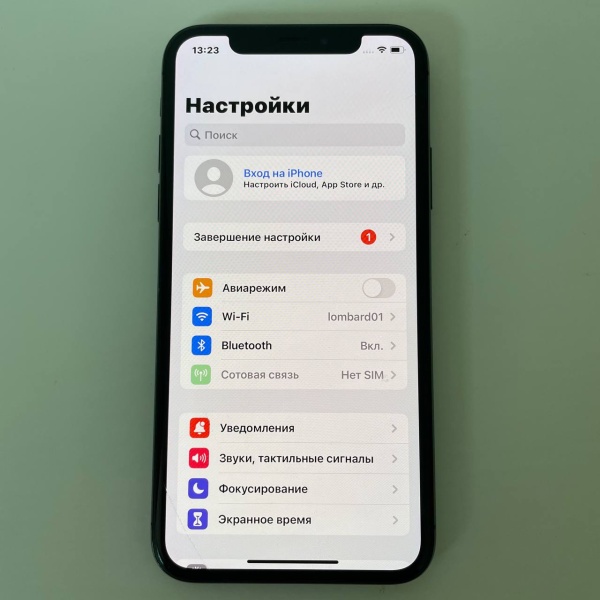 Мобильный телефон Apple iPhone X 64 ГБ