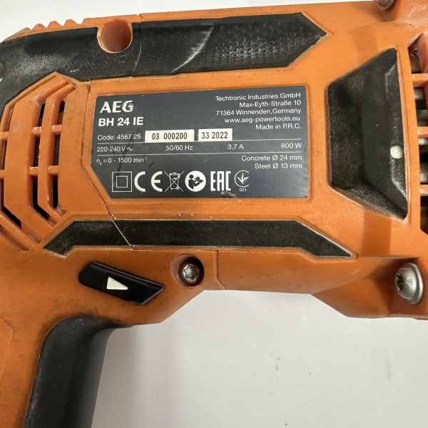 Перфоратор AEG BH 24 IE 