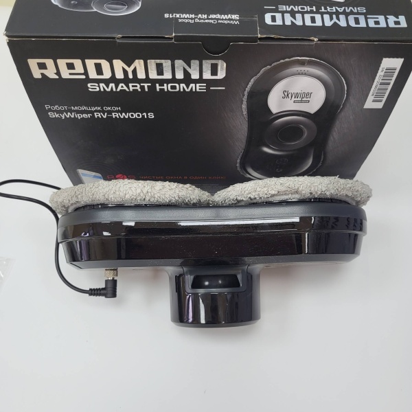  Робот-мойщик окон REDMOND RW001S