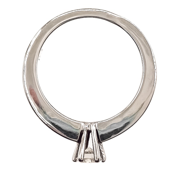 Кольцо из золота 585 пробы с бриллиантом