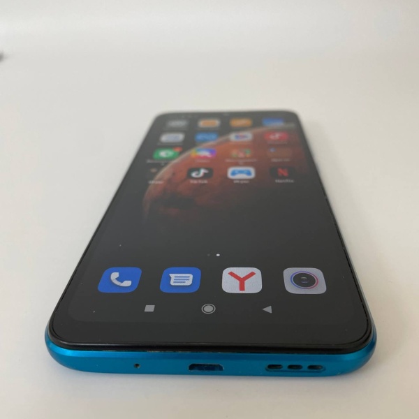 Мобильный телефон Xiaomi Redmi 9A 2/32 гб