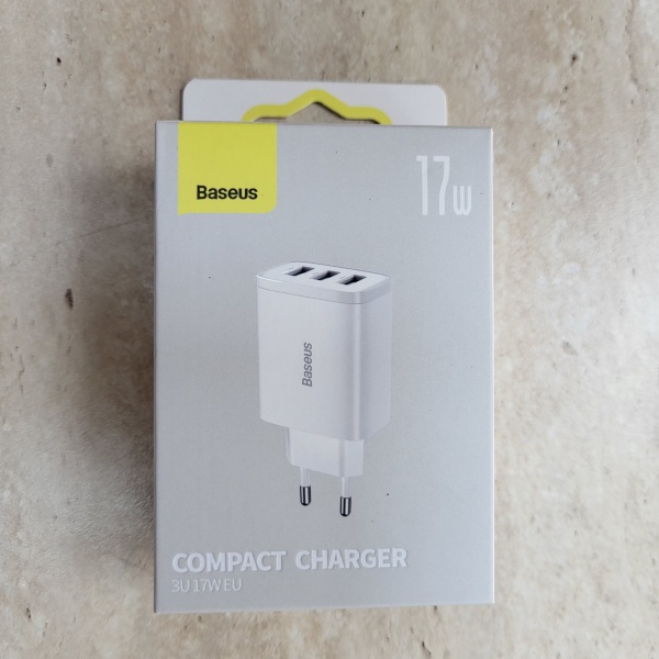 Зарядное устройство BASEUS COMPACT CHARGE 3U 17W EU ССXJ020102
