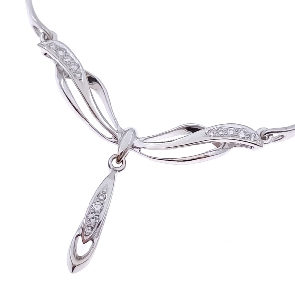 Колье из золота 585 пробы с бриллиантами