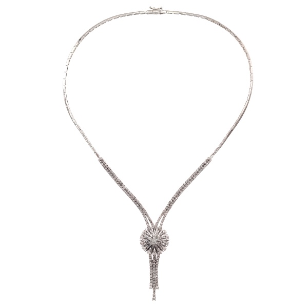 Колье из золота 750 пробы с бриллиантами