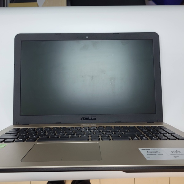 Ноутбук ASUS X541UV-GQ988T 15,6"/  Intel Core i3-7100U/ 4 Гб/ ssd 256 Гб