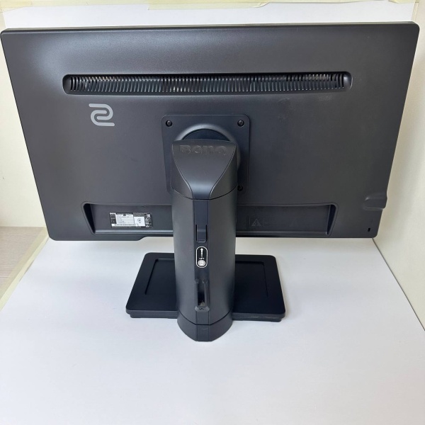 Монитор BenQ ZOWIE XL2411