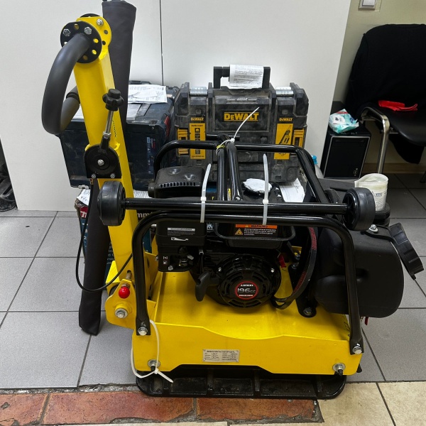 Виброплита Вибpoплитa TSS-VP120ТL